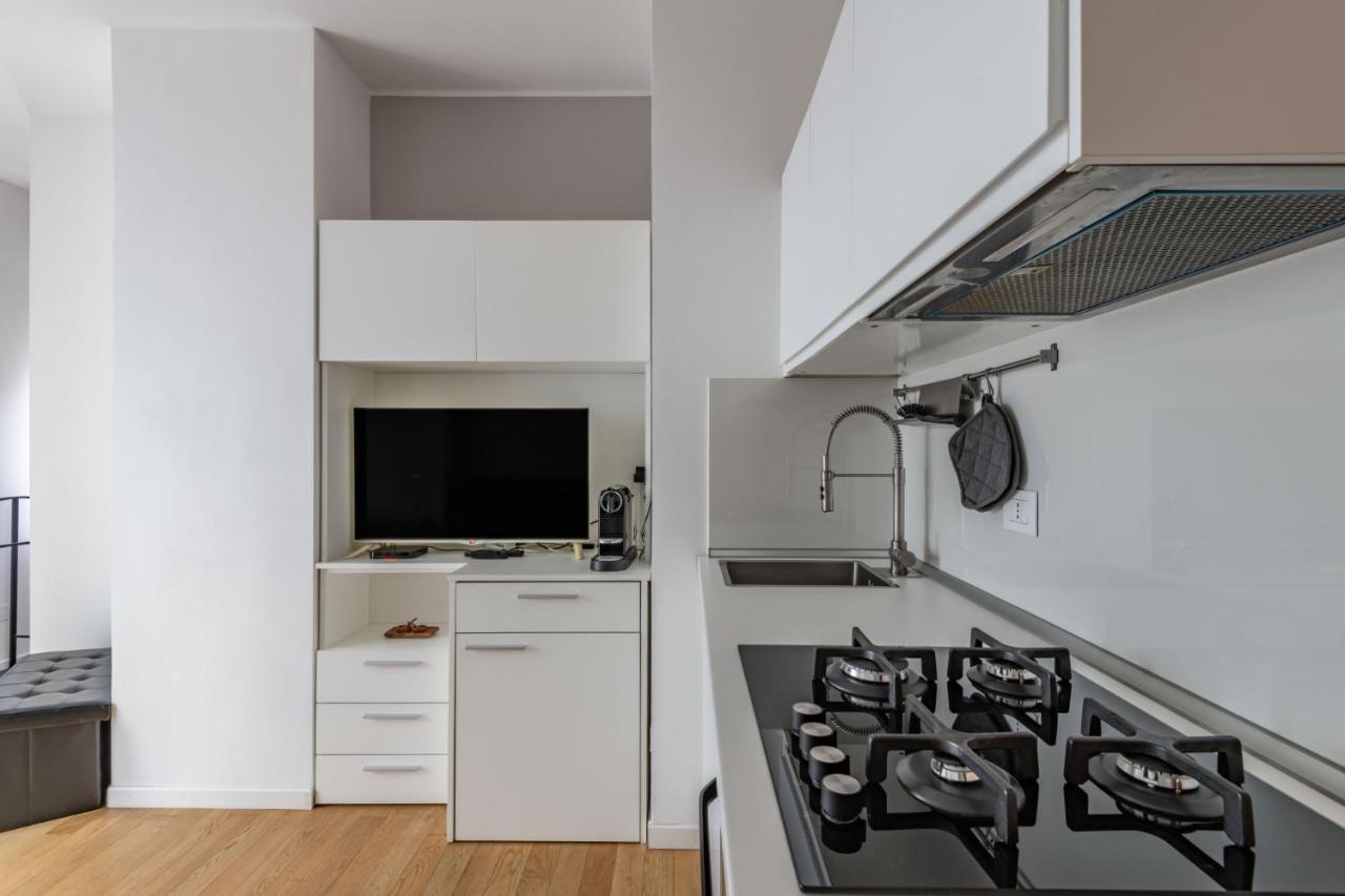 Easylife - Sofisticato Monolocale Con Terrazzino Nel Cuore Di Porta Venezia Milan Bagian luar foto